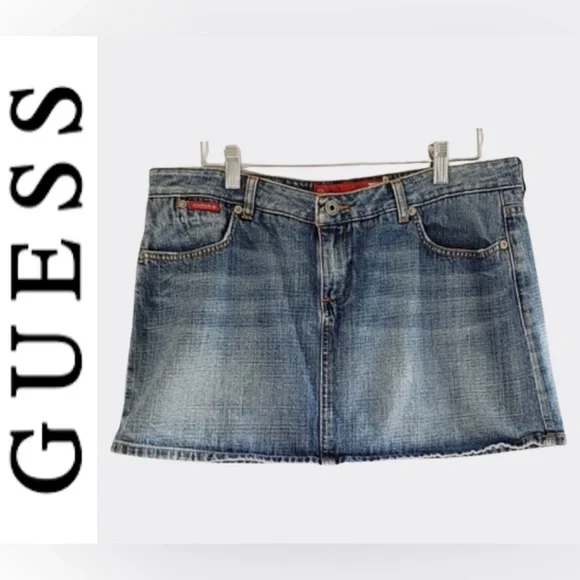 🔥 Guess Jeans 1981 Denim Mini Skirt | Size 32 | Vintage Y2K Vibe - Picture 3 of 10